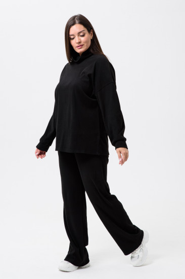 Костюм женский