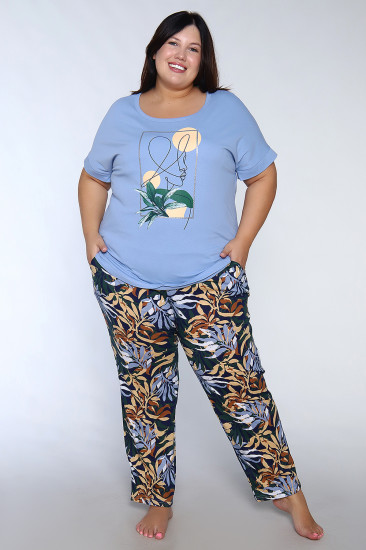 Костюм женский