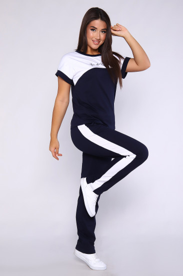 Костюм женский