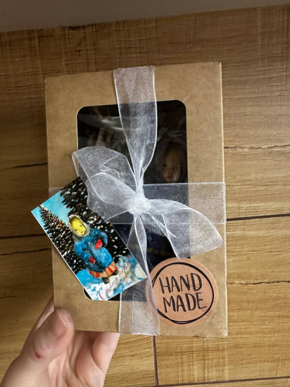 Ёлочная ватная игрушка «Девочка с баранками»