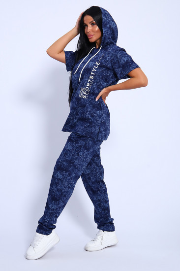 Костюм женский