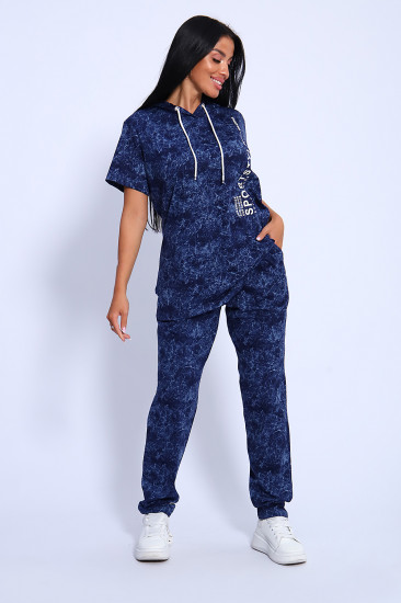 Костюм женский