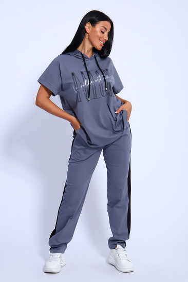 Костюм женский