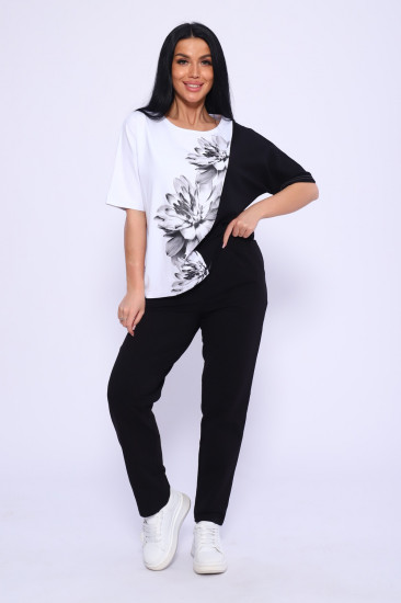 Костюм женский