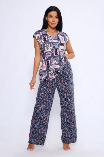 Костюм женский