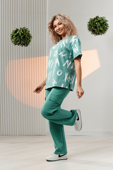 Костюм женский