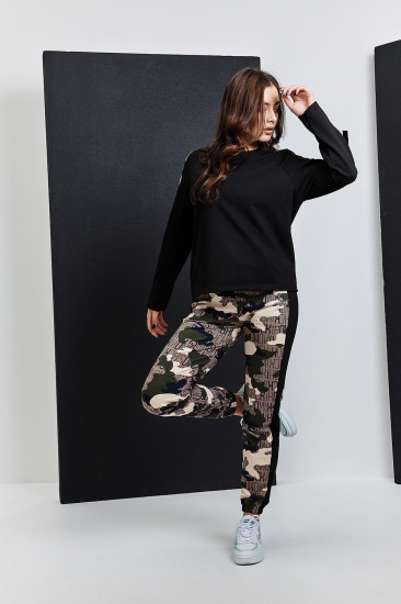 Костюм женский