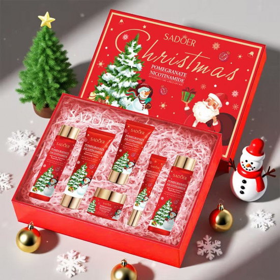 Новогодний подарочный набор косметики 6-в-1 с экстрактом граната и ниацинамидом