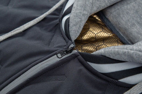 Куртка мужская с капюшоном