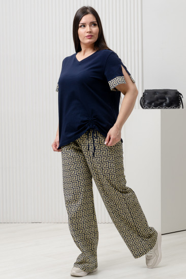 Костюм женский