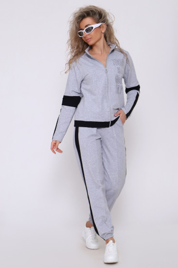 Костюм женский