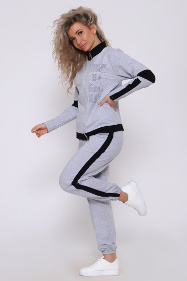 Костюм женский