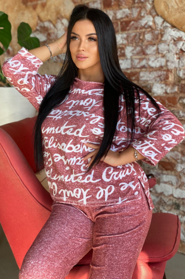 Костюм женский