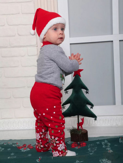 Новогодний костюм с колпаком для малышей