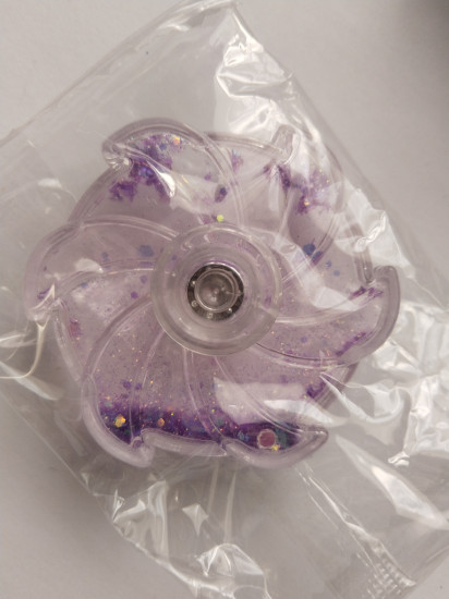 Спиннер с блеском