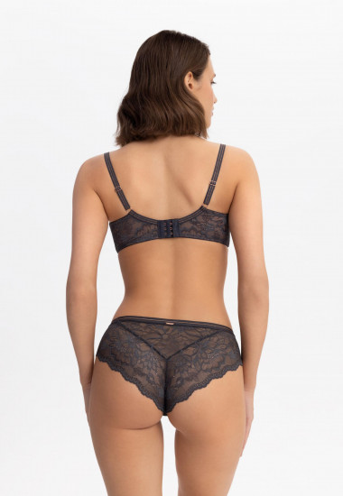 Трусы-бразильяна женские