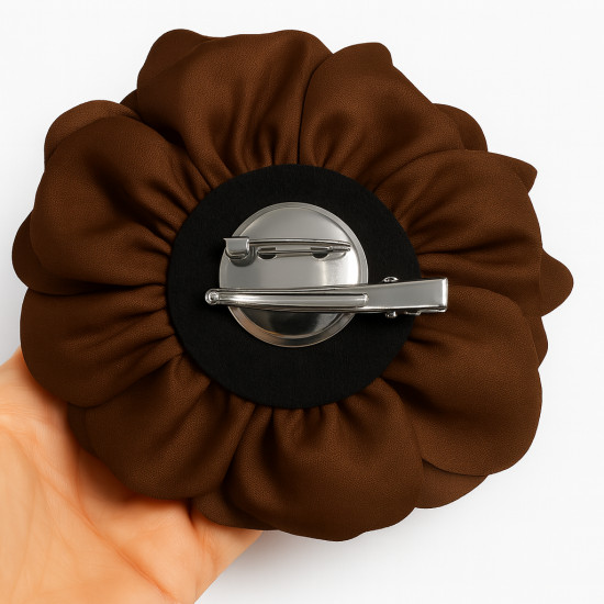 Брошь-цветок