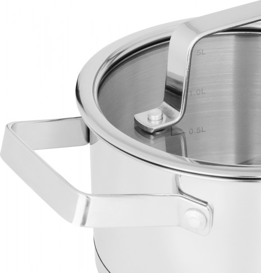 Кастрюля с крышкой «Шато»