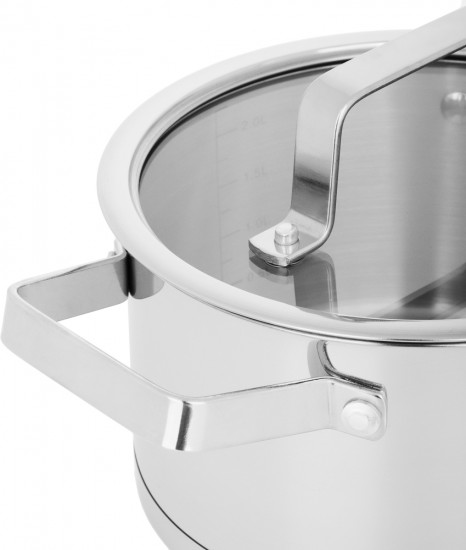 Кастрюля с крышкой «Шато»