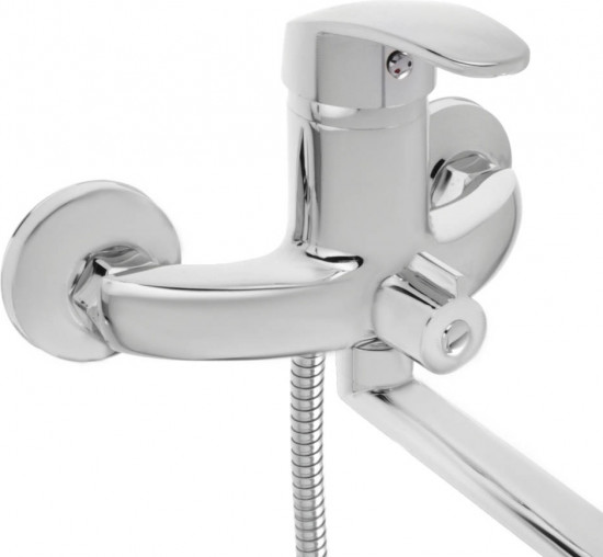 Смеситель для ванны с душем