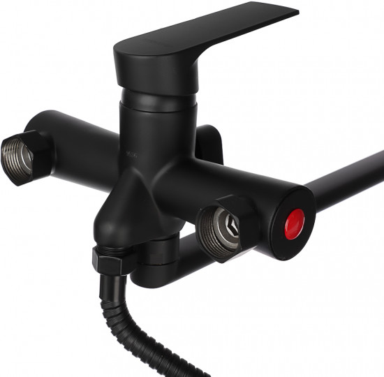 Смеситель для ванны с душем