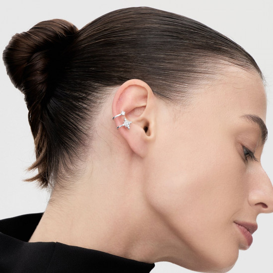 Серьга из серебра с фианитами