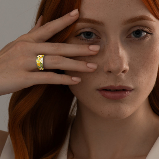 Кольцо из серебра с эмалью