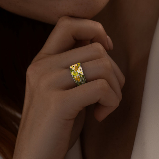 Кольцо из серебра с эмалью