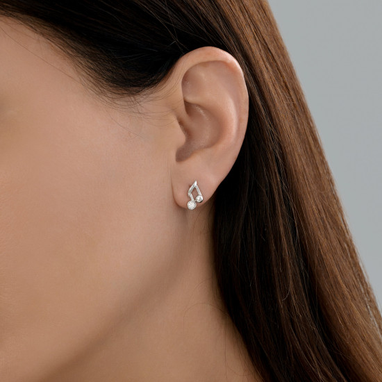 Серьги из серебра с фианитом