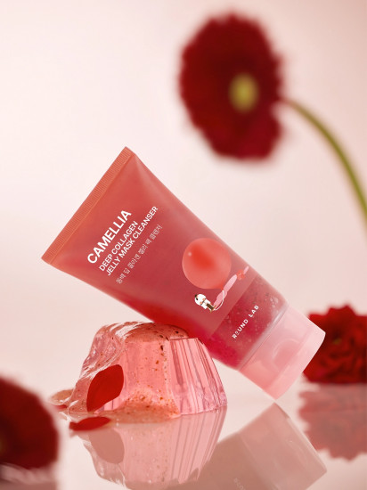 Гель-маска для очищения кожи c камелией «Camellia Deep Collagen Jelly Mask Cleanser»