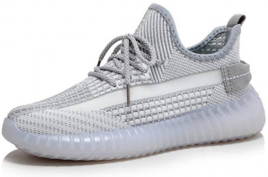 Кроссовки женские