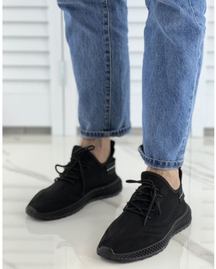 Кроссовки женские