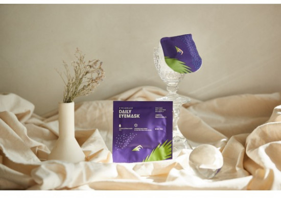 Согревающая маска для глаз с эффектом ароматерапии «Daily Eyemask Lavender Blue Water»