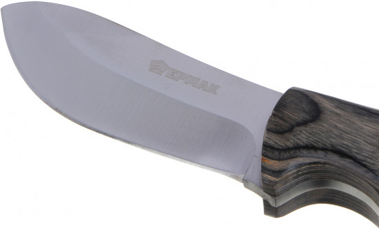 Нож охотника в ножнах