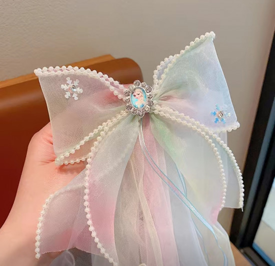 Заколка-бант с радужной фатой