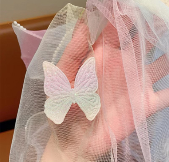 Заколка-бант с радужной фатой