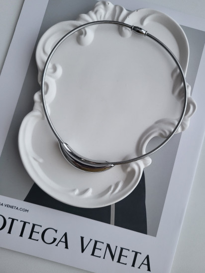 Колье из ювелирной стали