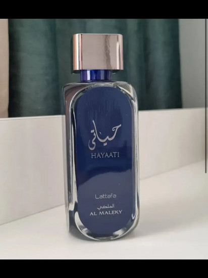 Парфюмированная вода «Hayaati Al Maleky»