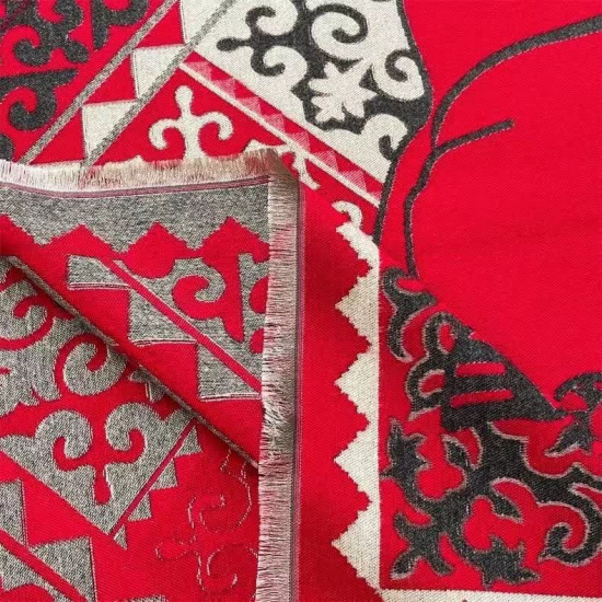 Палантин женский в национальном стиле