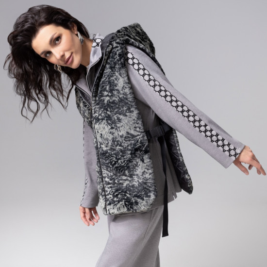 Жилет-манишка женский «Будь в центре»