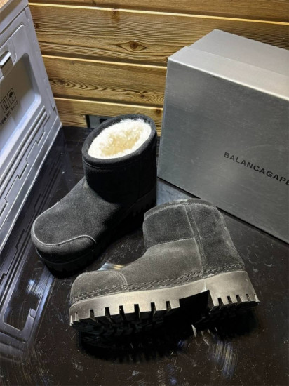 Зимние угги женские на платформе