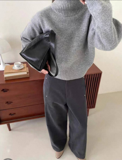 Свитер женский