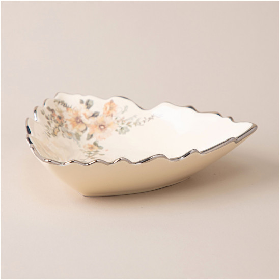 блюдо для сервировки