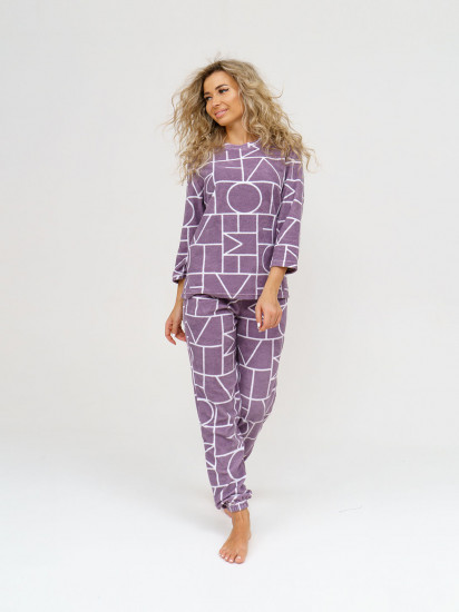 Костюм женский