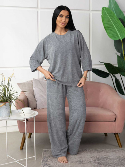 Костюм женский