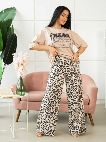 Костюм женский