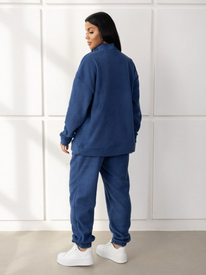 Костюм женский