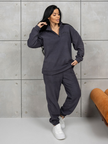 Костюм женский