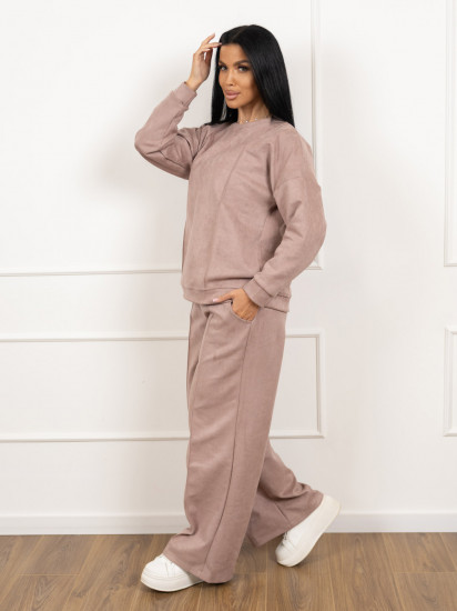 Костюм женский