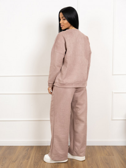 Костюм женский